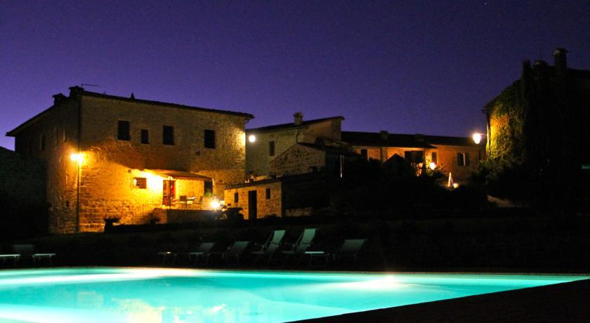 Отель Casa Vacanze Tenuta Di Papena