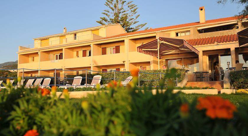 Отель Hotel Tettola