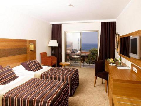 Отель Imperial Sunland