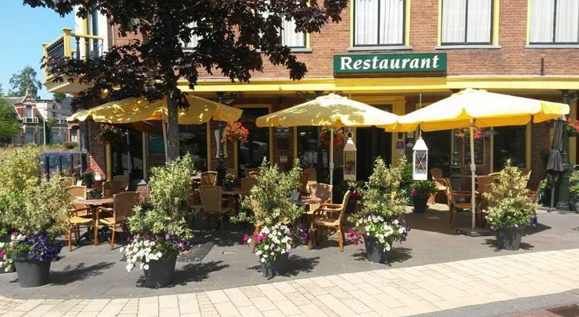 Отель Hotel 't Gemeentehuis