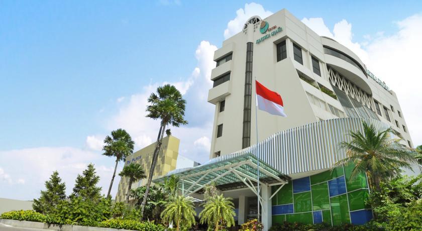 Отель Kartika Graha Hotel