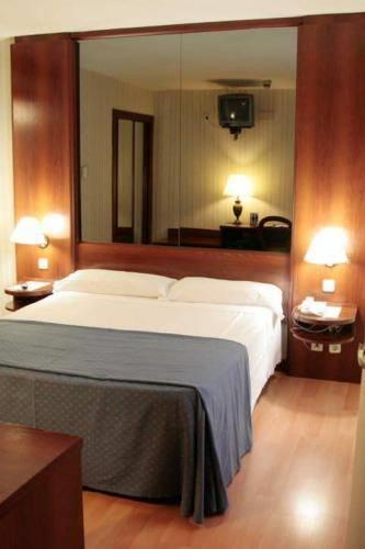 Отель Tryp Madrid Leganes Hotel