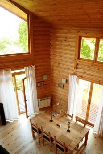 Вилла The Green Pine Chalet