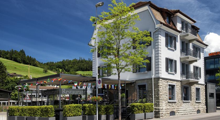 Отель Hotel Freihof