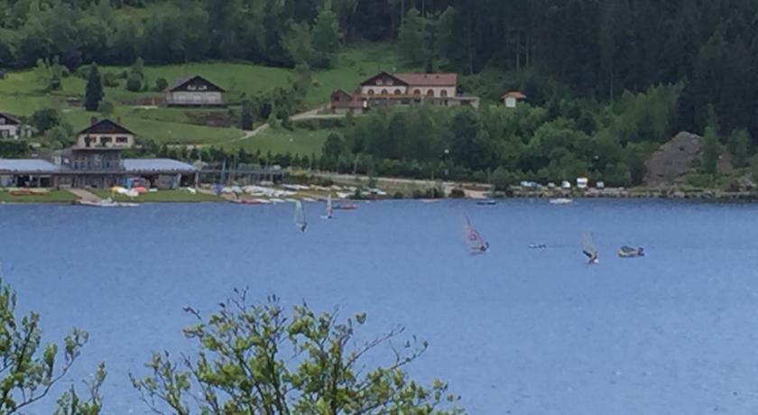 Отель Le Manoir Au Lac