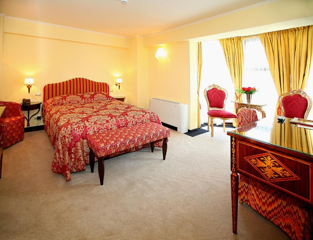 Отель Vigo Hotel