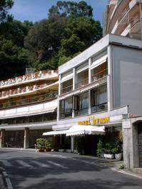 Отель Hotel Byron