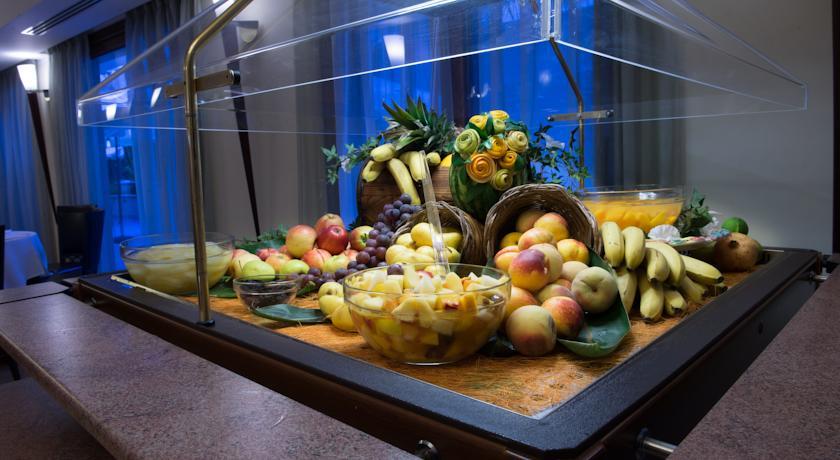 Отель Artemis Hotel