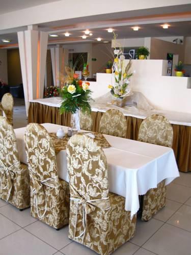 Hotel Junior
