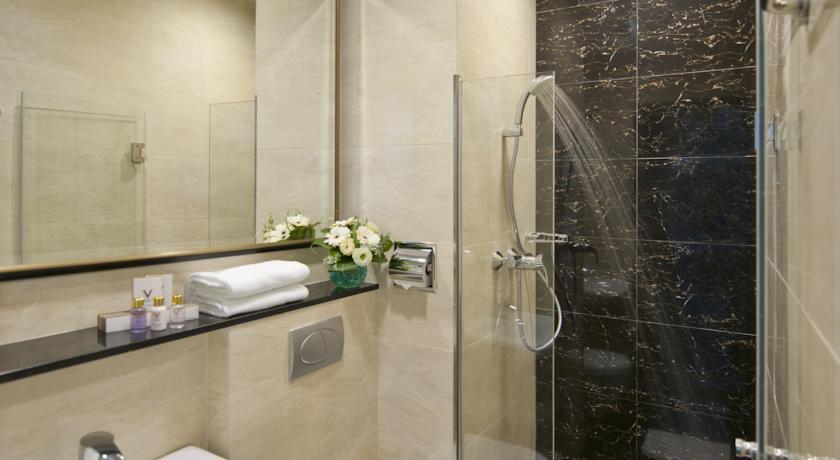 Отель V Hotel Lavender