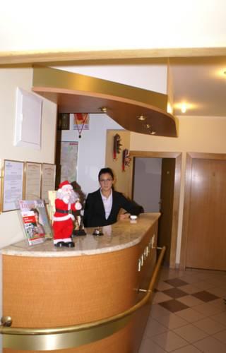 Отель Hotel Pod Ratuszem