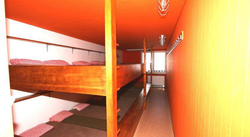Хостел Snow Beach Lodge Metsch