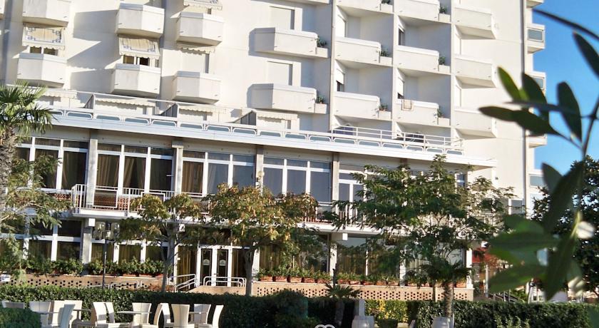 Отель Best Western Hotel Bristol
