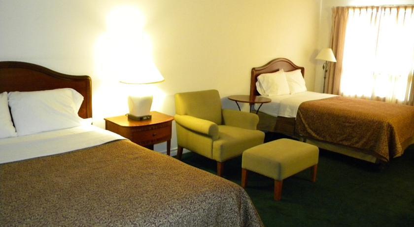 Fairway Inn