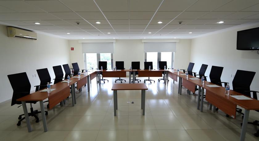 Отель Hotel La Venta Inn Villahermosa