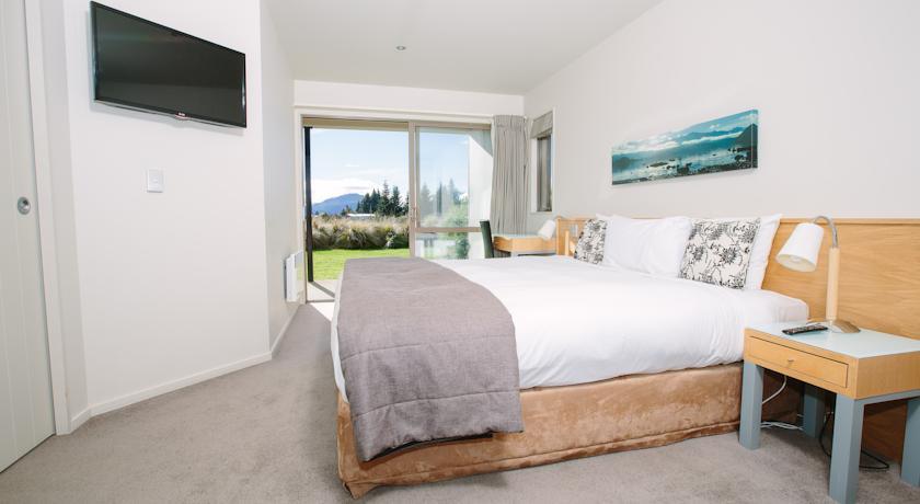 Отель Grand Mercure Oakridge Resort Lake Wanaka