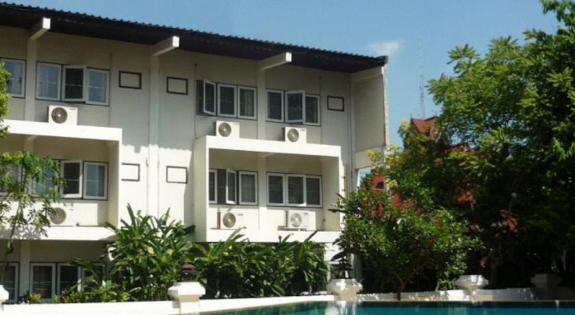 Changpuak Hotel