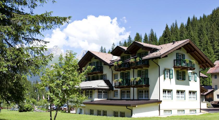Отель Albergo Villa Rosella
