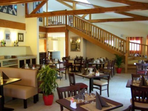 Отель Relais Fasthôtel Quimperlé