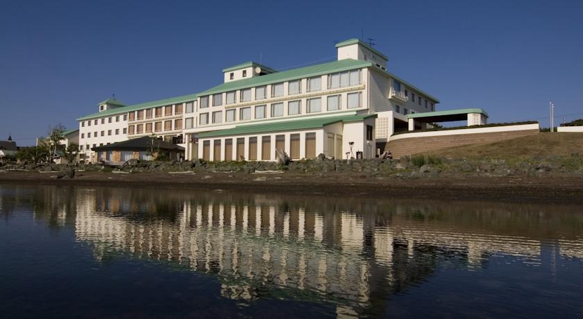 Отель Saromako Tsuruga Resort