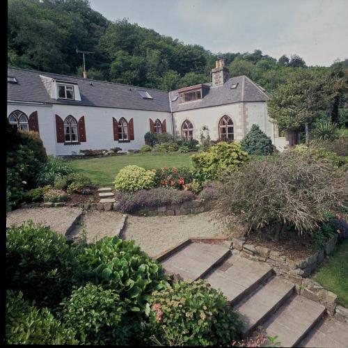 Гостевой дом Undercliff Guest House