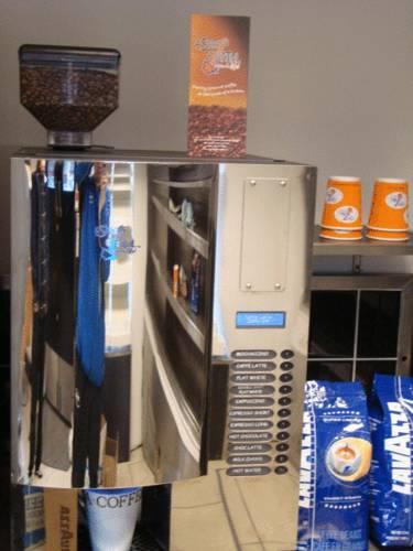 Хостел Hostel Alma & Cafe Express