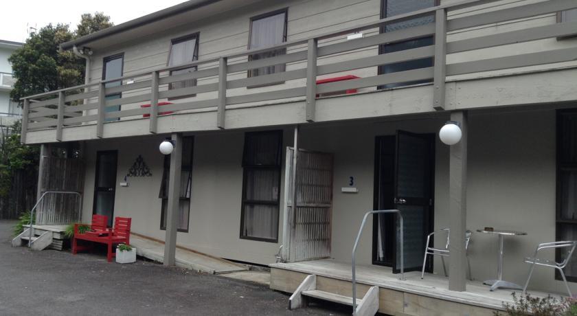 Отель Carrington Motel