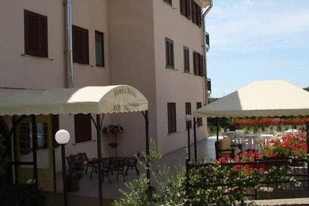 Отель Hotel & Resort Il Borgonuovo