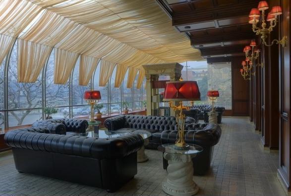 Hotel Ambasadori