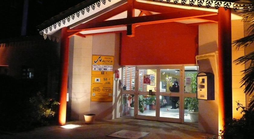 Отель Hotel Altica La Teste Sud