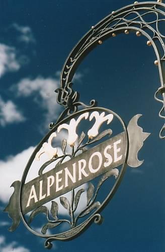 Отель Garni Alpenrose (Grusaida)