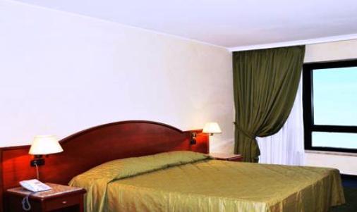 Отель Edra Palace Hotel