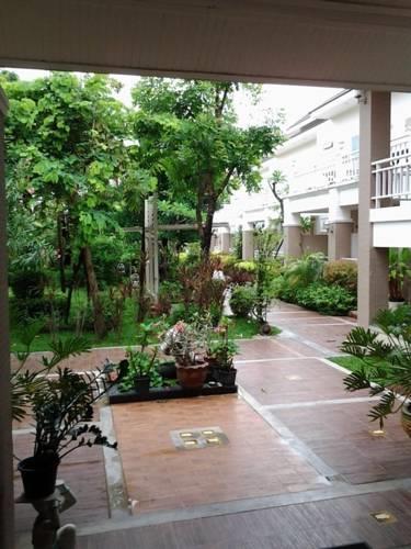 Отель Tonwa Resort Hotel