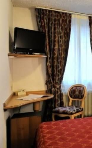 Отель Hotel Crozzon