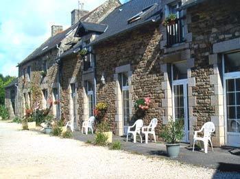 Отель Hotel La Québécoise