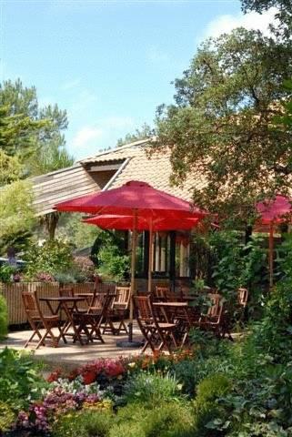 Отель Domaine de l'Agréou