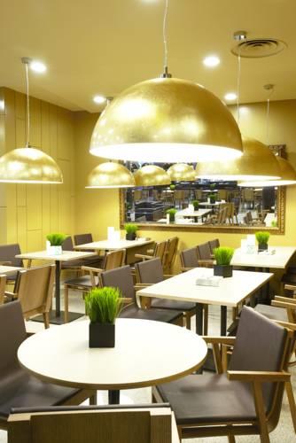 Отель Holiday Inn Andorra