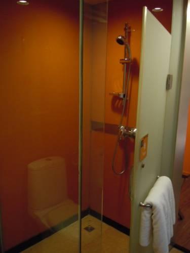 Gangding Garden Inn