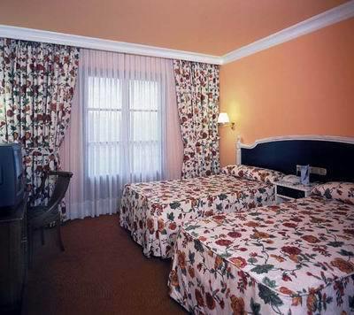 Отель TRYP Bilbao Sondika Hotel