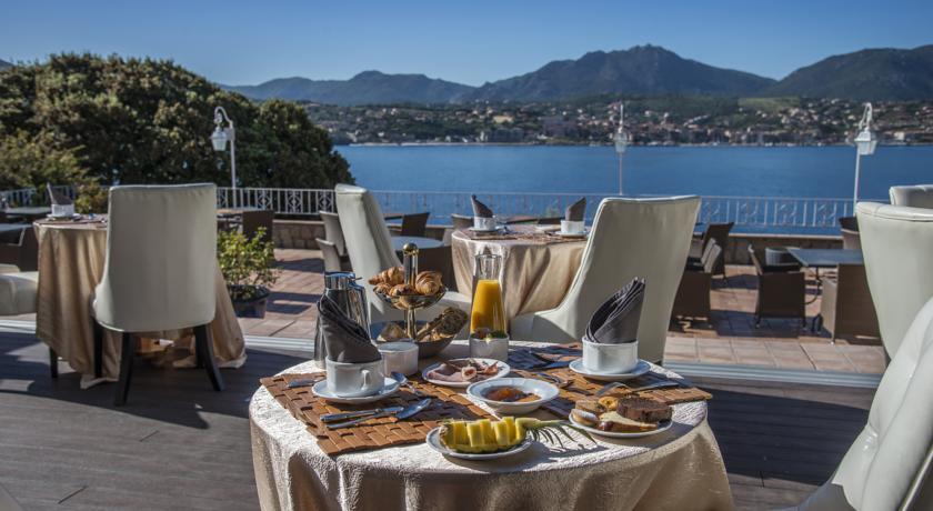 Отель Hôtel Marinca