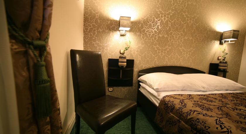 Отель Hotel Seven 7