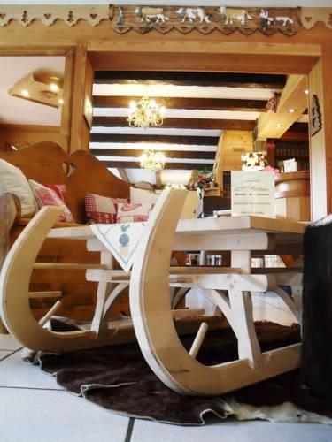 Отель Chalet Hotel Alpina