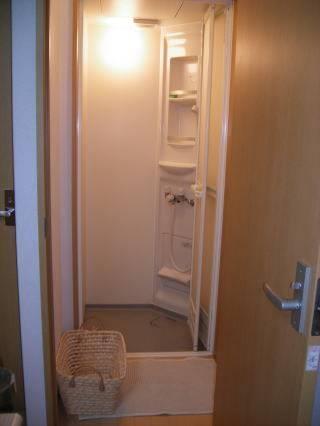 Tsurumibashi-2 Downtown Hostel