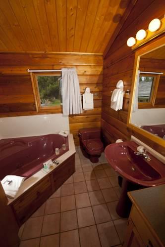 Jasper House Bungalows