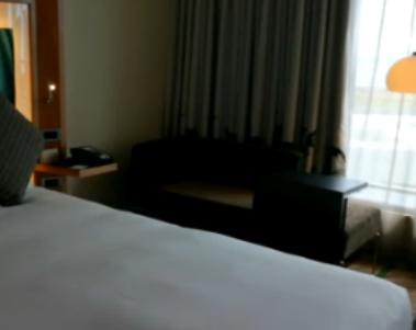 Отель Novotel Auckland Airport