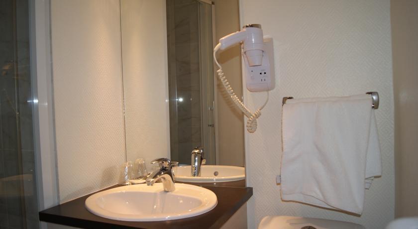 Отель Hotel Courtonne