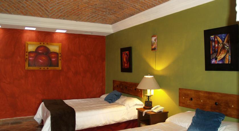 Отель Hotel Ana Catalina and Suites
