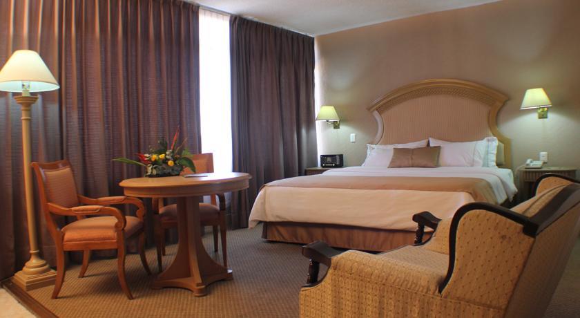 Отель Best Western Plus Plaza Florida & Tower
