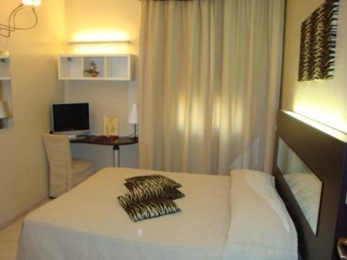 Отель Hotel University