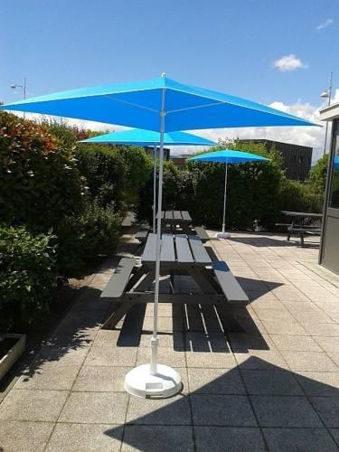 Отель ibis budget Clermont Ferrand Nord Riom